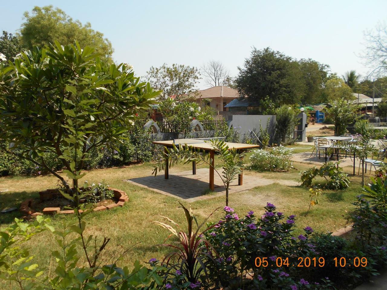 Morning Star Guesthouse Nyoungoo Exterior foto