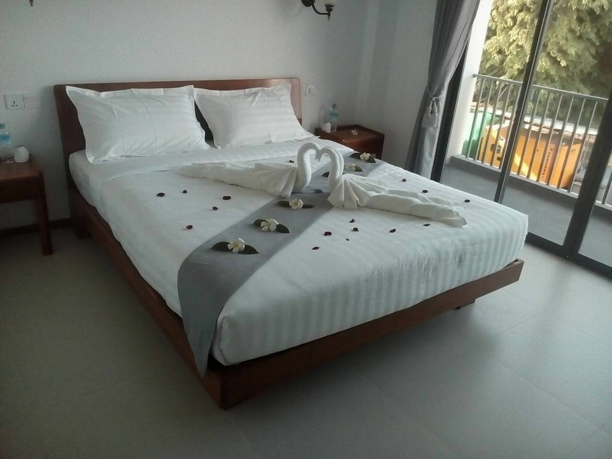 Morning Star Guesthouse Nyoungoo Exterior foto